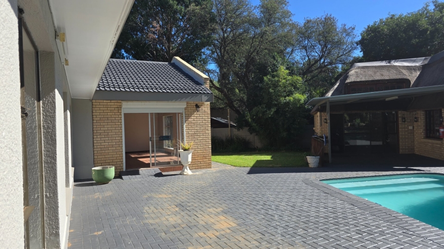 3 Bedroom Property for Sale in Langenhovenpark Free State